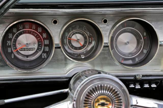 Standard Malibu SS Dash